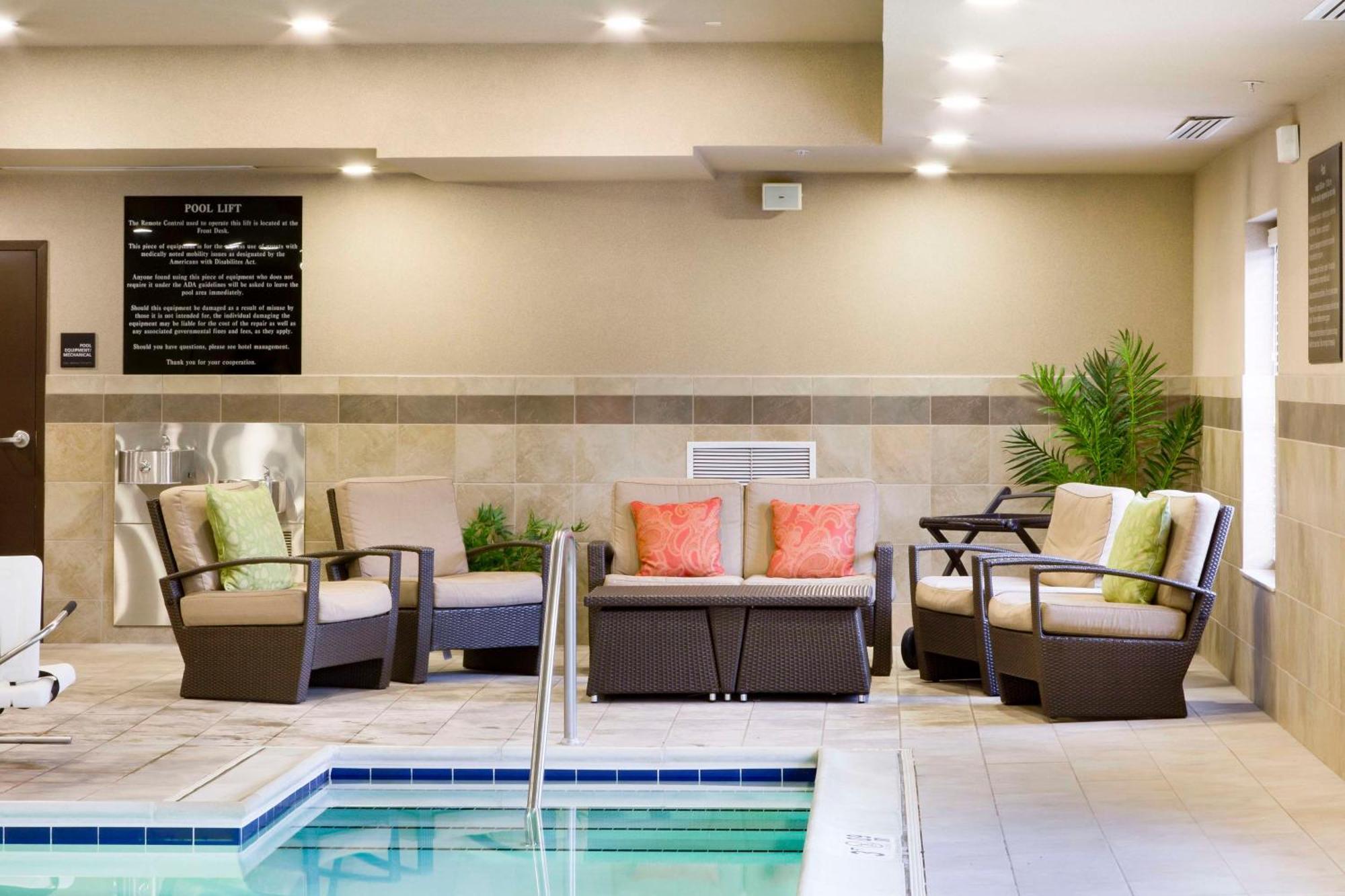 Hampton Inn Harrisonburg South Экстерьер фото