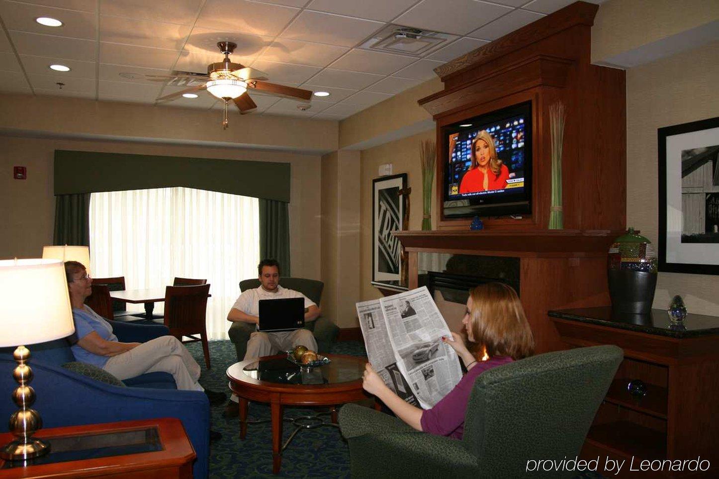 Hampton Inn Harrisonburg South Интерьер фото
