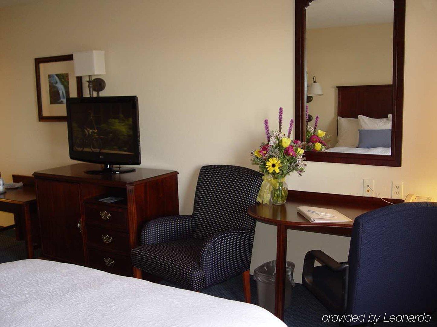 Hampton Inn Harrisonburg South Экстерьер фото