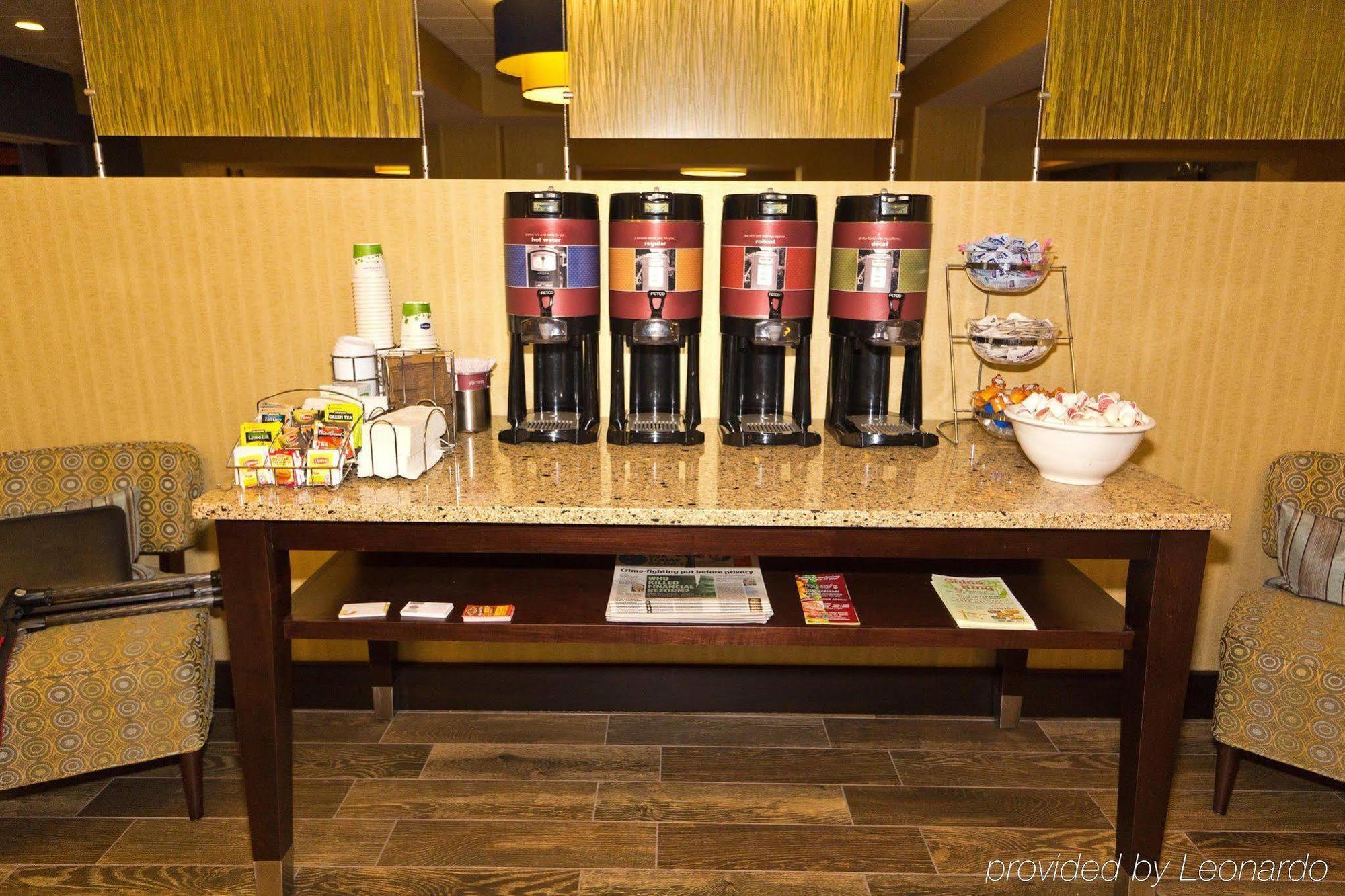 Hampton Inn Harrisonburg South Экстерьер фото